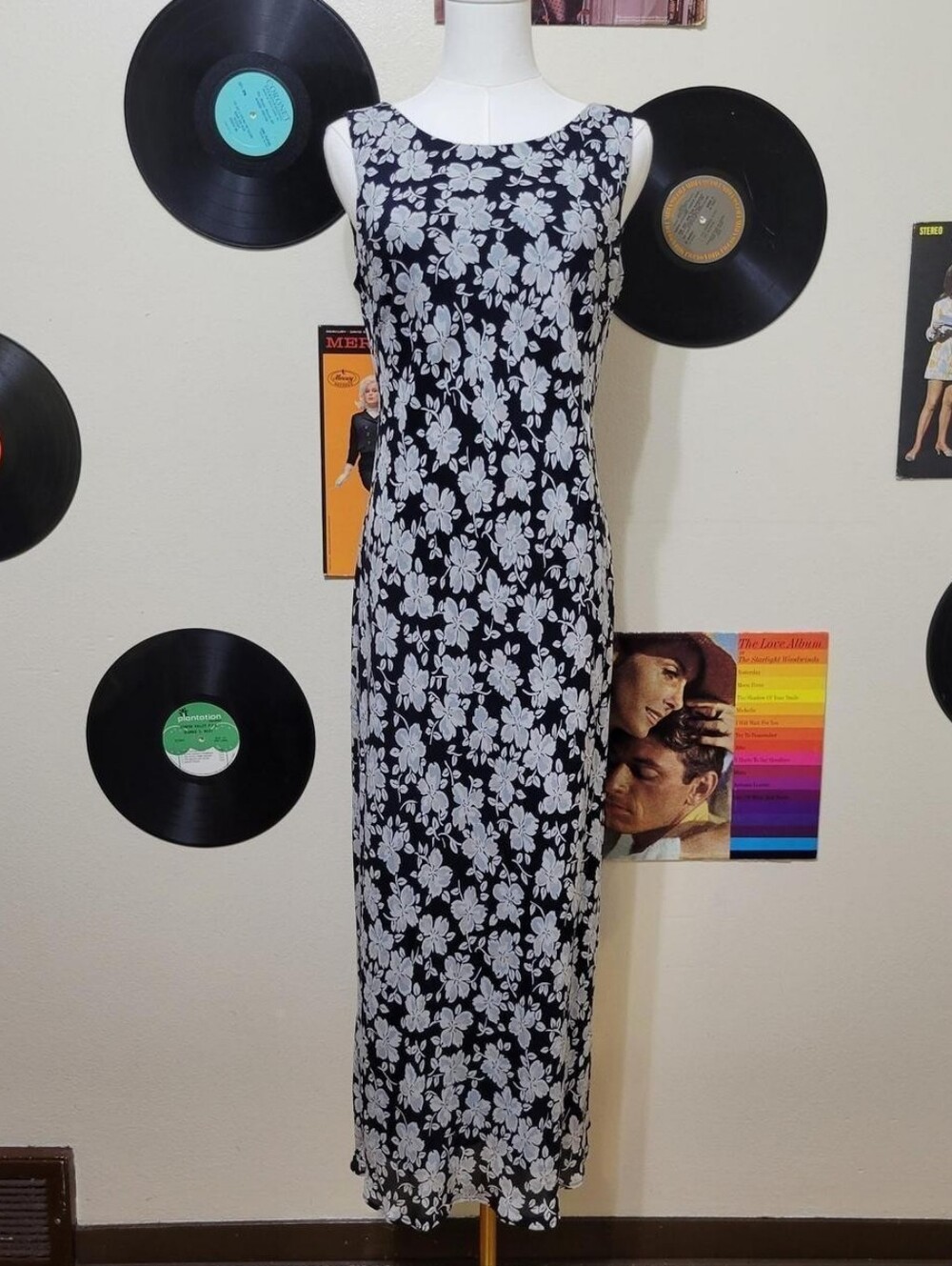 Casual Corner | Vintage Black & Blue Gray Floral Maxi Dress